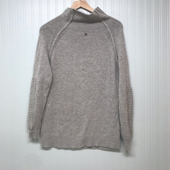 Lole - Mock Neck Sweater - Picture 2 of 4